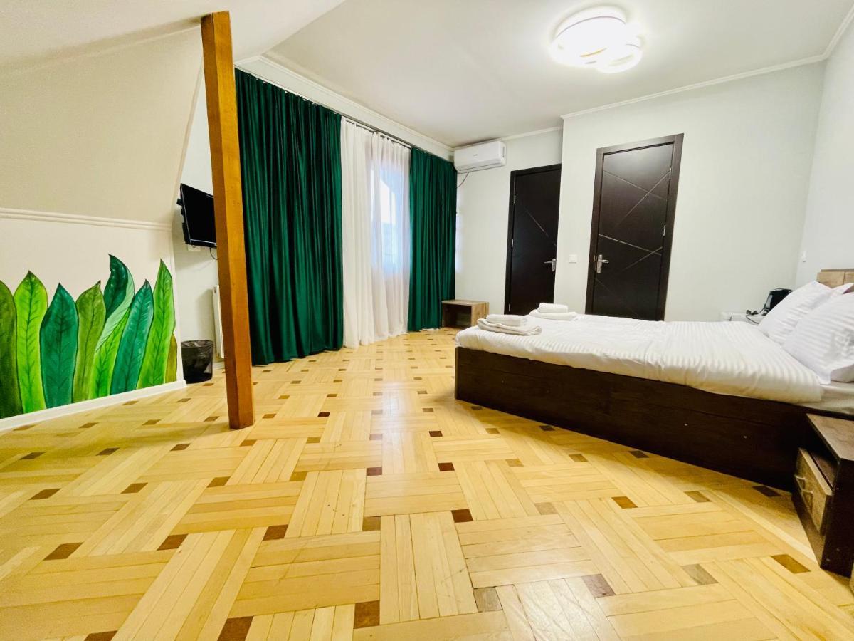 Quality Inn Tiflis Dış mekan fotoğraf