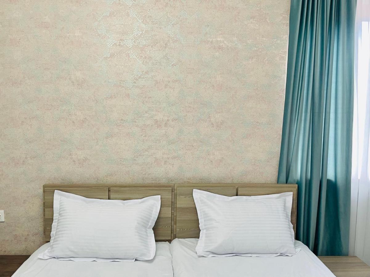 Quality Inn Tiflis Dış mekan fotoğraf