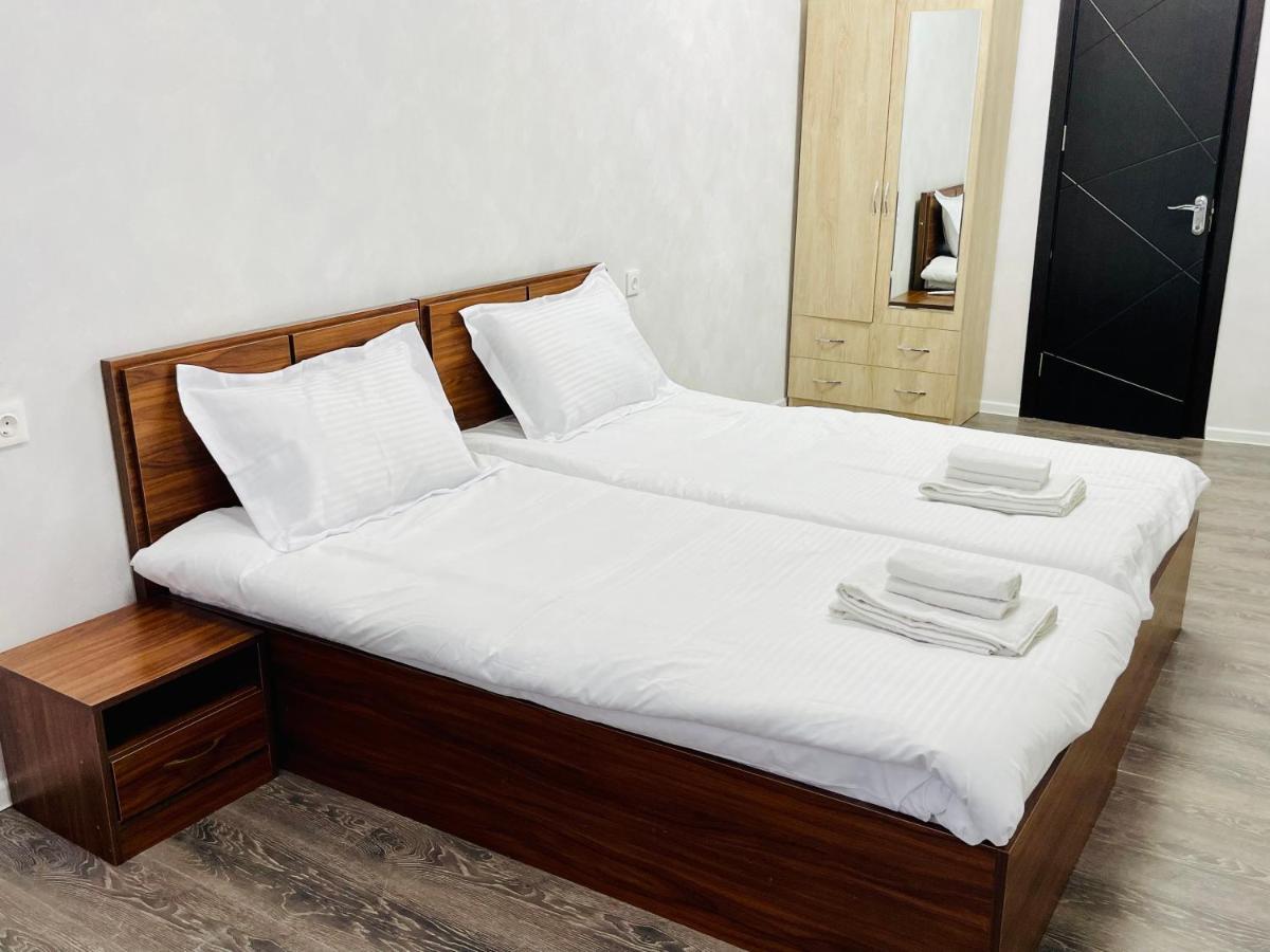 Quality Inn Tiflis Dış mekan fotoğraf
